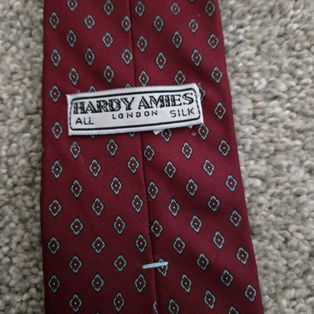 Hardy Amies London Silkโ Red Tie